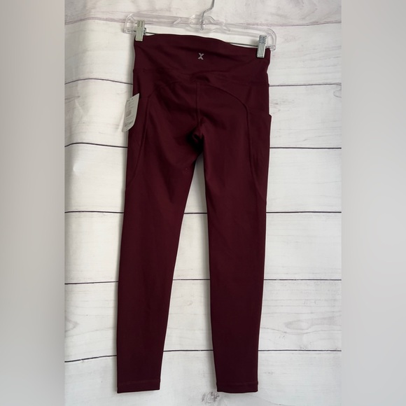 Xersion Port Wine Side pocket 7/8 Ankle Leggings NWT SZ: XS - Picture 1 of 8
